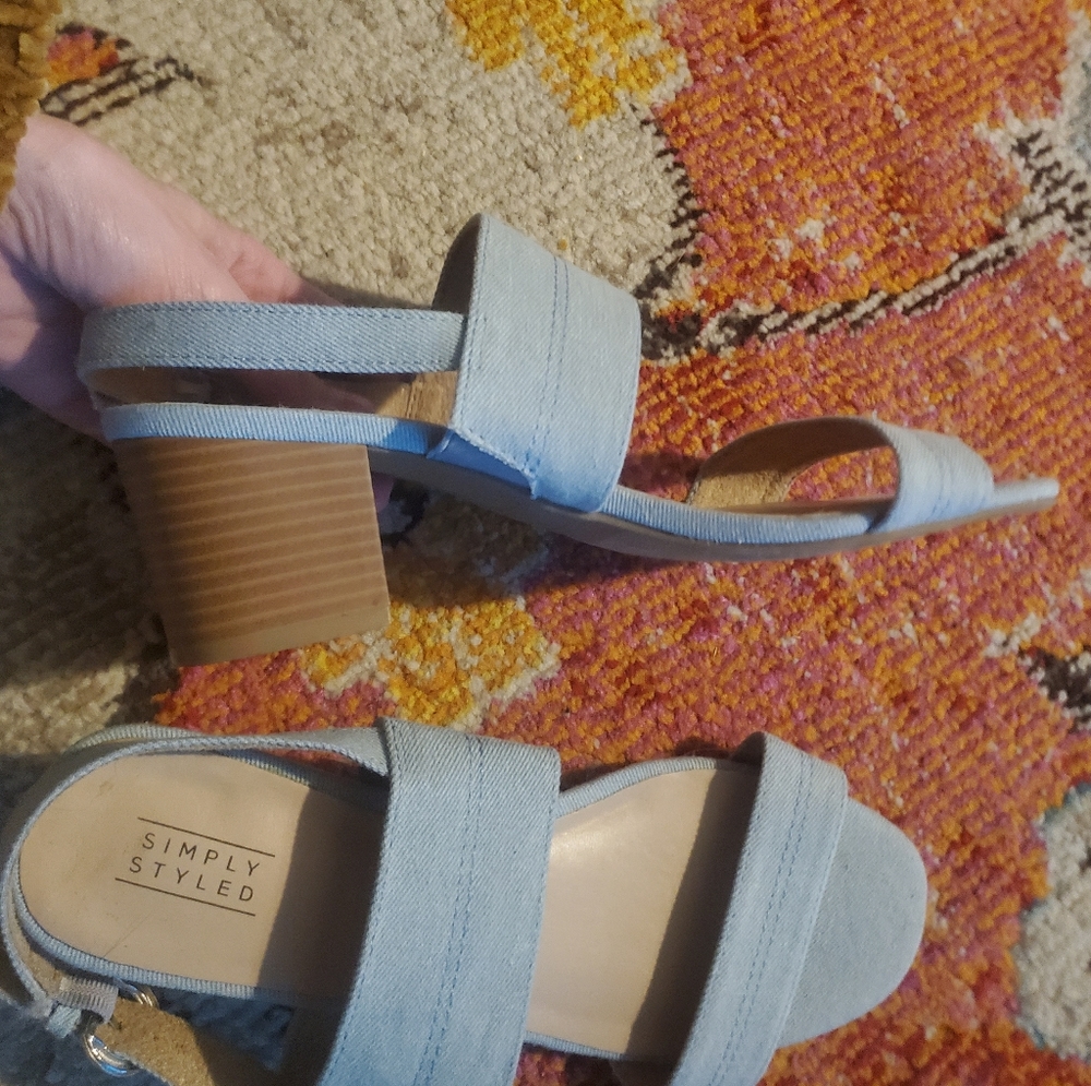 Simply Styled shoes - Picture 2 of 5